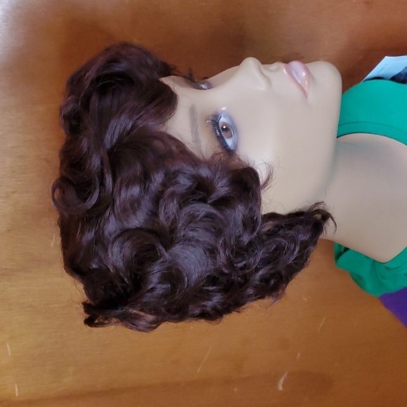 Short Curly Wig - Picture 2 of 3